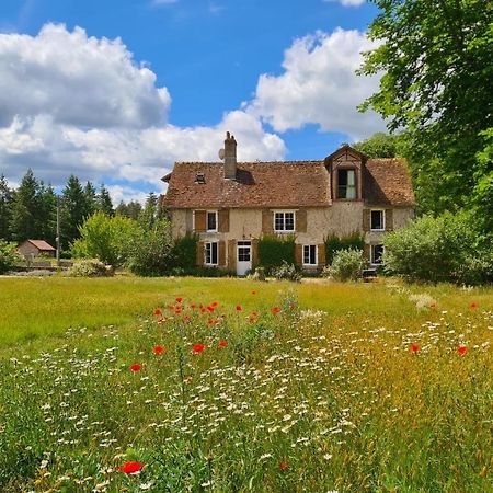 Chambres D'Hotes Le Moulin De Crouy Exteriör bild