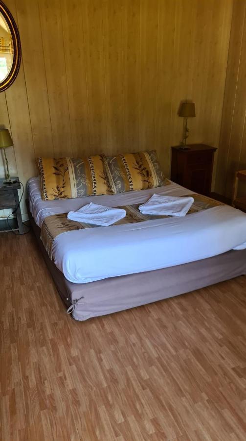 Chambres D'Hotes Le Moulin De Crouy Exteriör bild